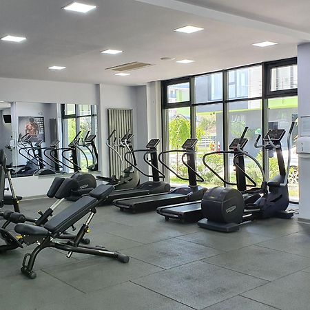 Eka Studio - Pool & Spa Beach Resort Năvodari Exteriör bild